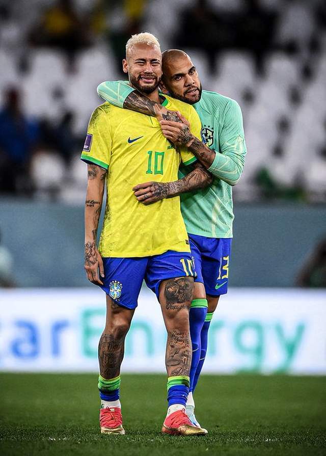 夺冠引发热议！，内马尔在西班牙队比赛中爆冷再创辉煌时刻的简单介绍开云体育APP